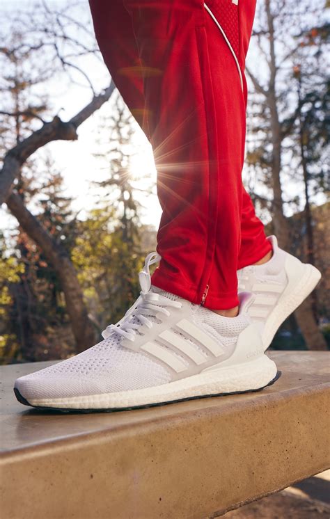 neue adidas schuhe bei footlocker|adidas latest trends .